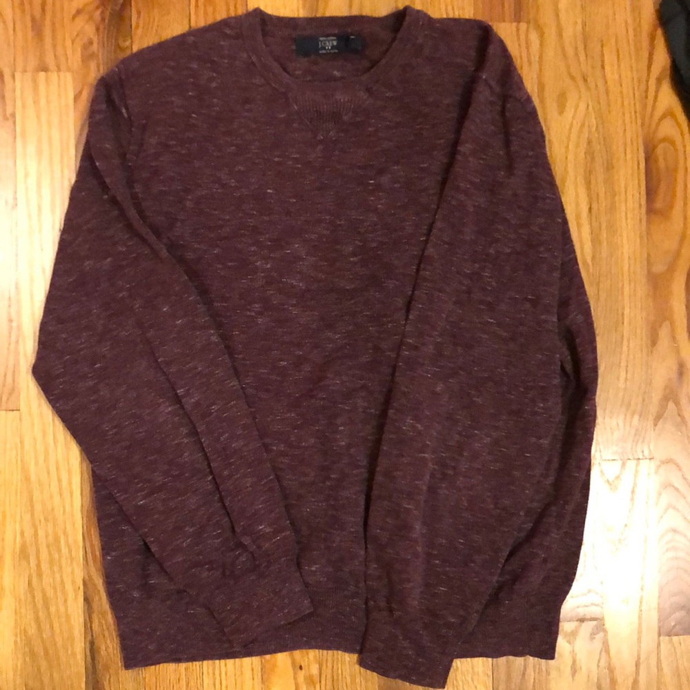 Men’s burgundy crew neck sweater